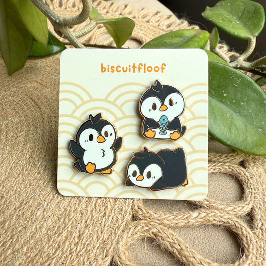 Penguins Pin Set