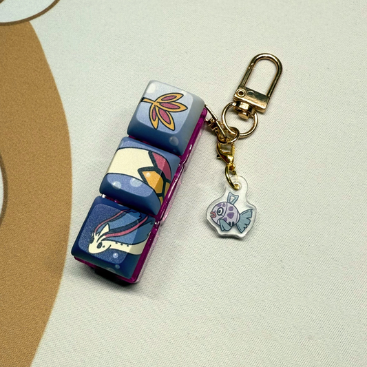 Shiny Water Snake Triple Keycap Fidget